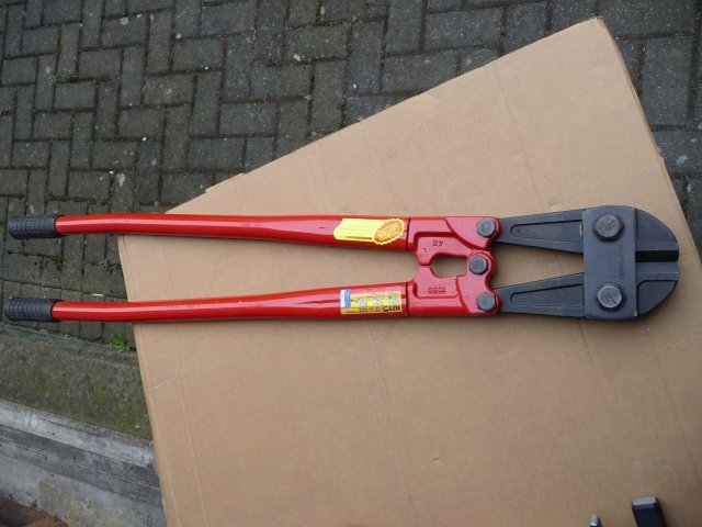 betonijzerschaar1.jpg